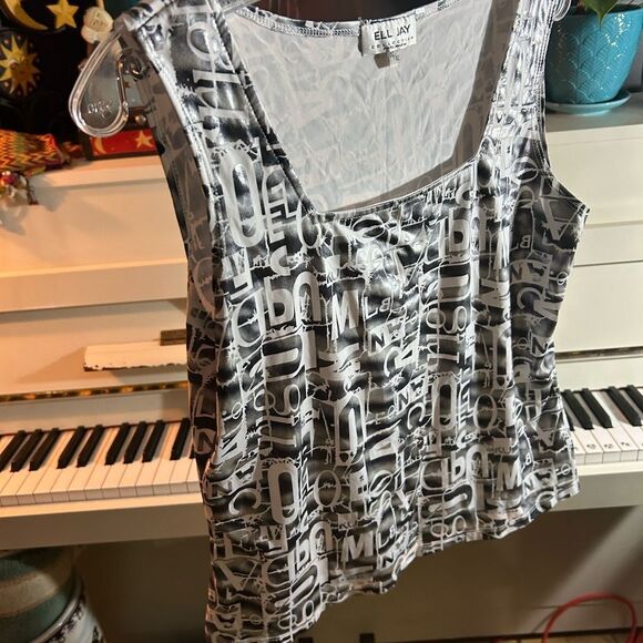Monochrome Graphic Women's Tank Top XL - Picture 7 of 15
